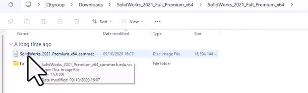 Bước 1: Giải nén bộ cài SolidWorks 2021