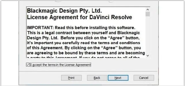 Hướng dẫn tải và cài Davinci Resolve miễn phí, siêu nhanh 7 Tick vào ô “I accept…” bên dưới điều khoản rồi click chọn Next để tiếp tục